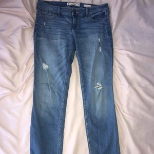 Hollister size 11 skinny jeans